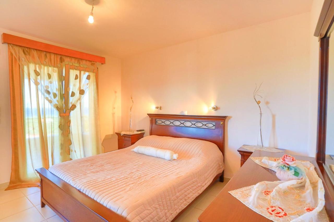 Dersea Villa Acharavi (Corfu)