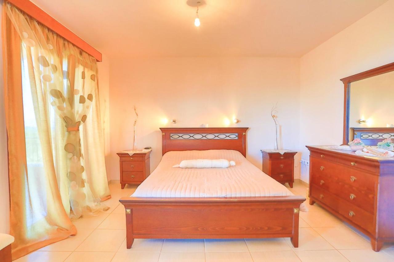 Villa Dersea Acharavi (Corfu)